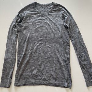 Womens Lululemon Athletica Long Sleeve